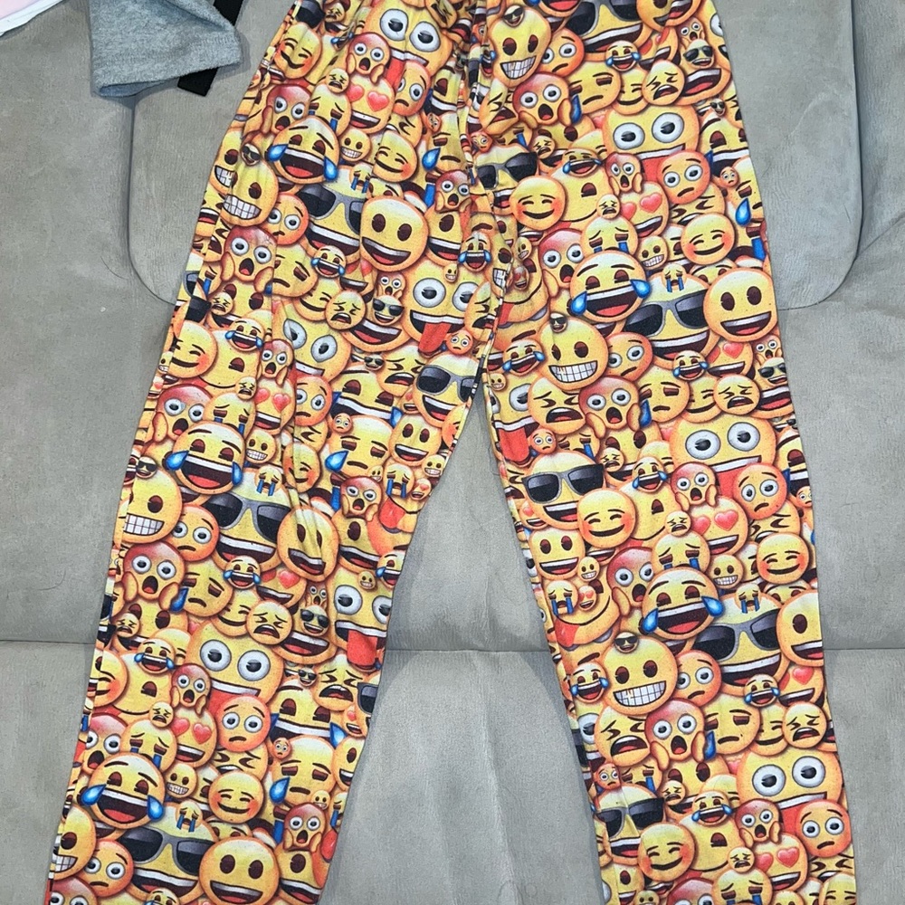 Emojis Girls Pajama Pants size 8 (pre-owned)